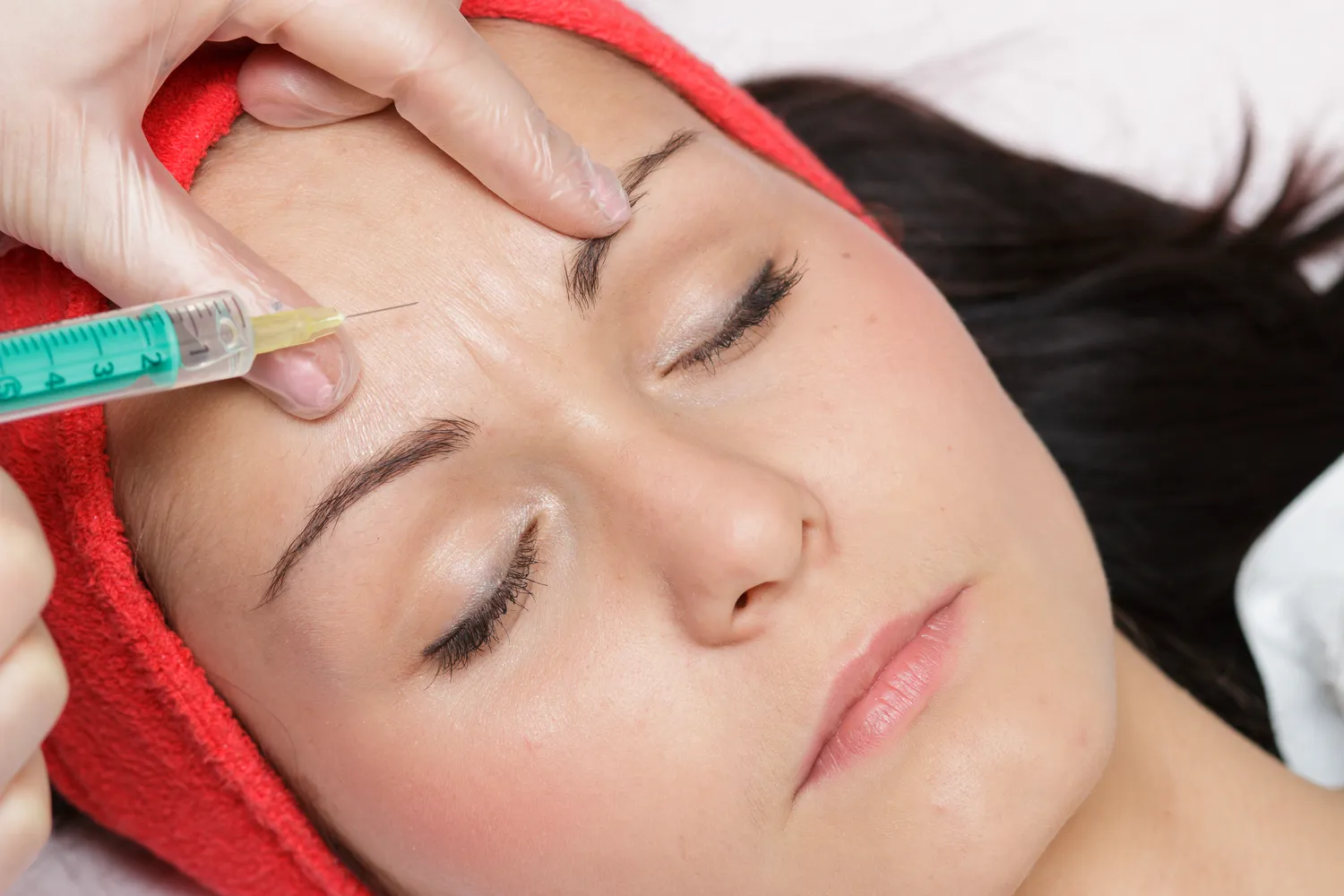 Jak pozbyć się drugiego podbródka medycyna estetyczna?